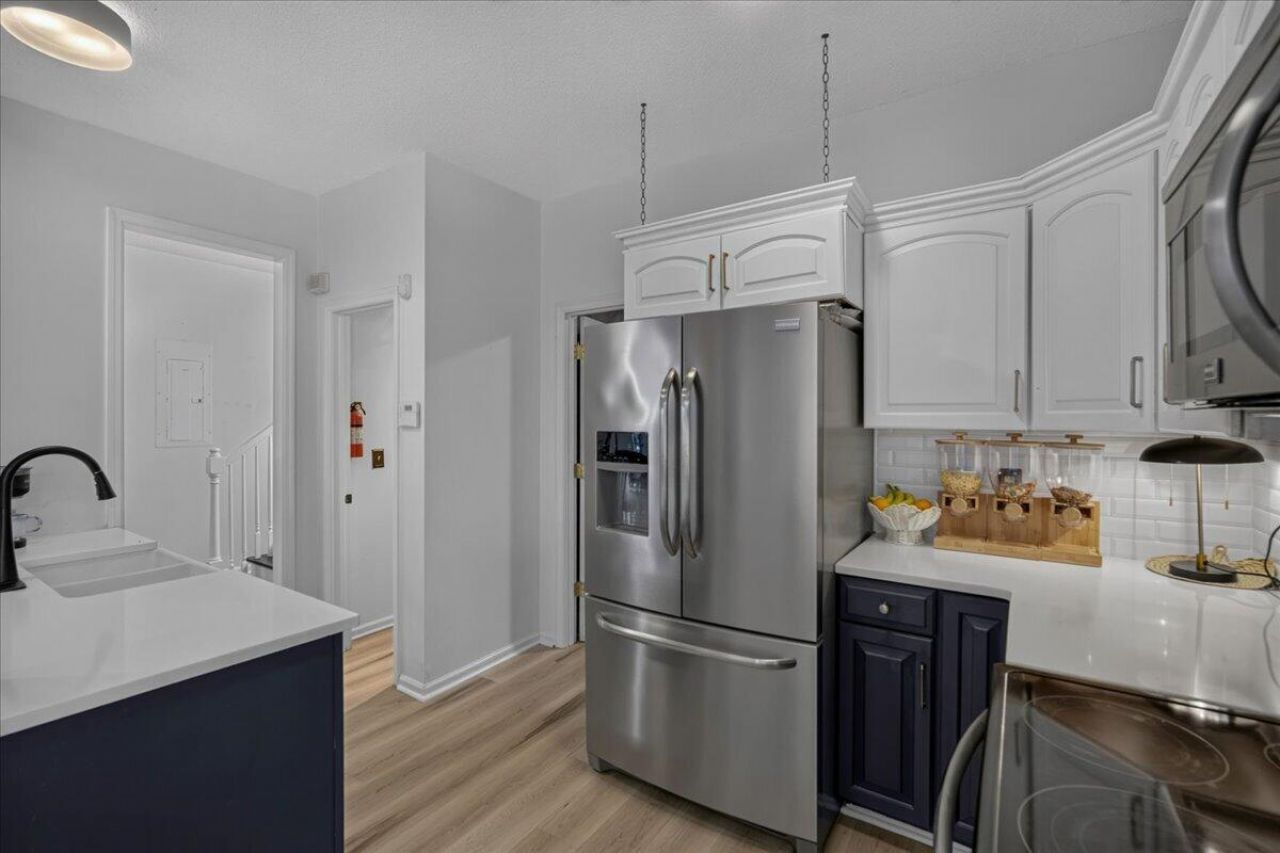2452 Fulford Court Photo 21