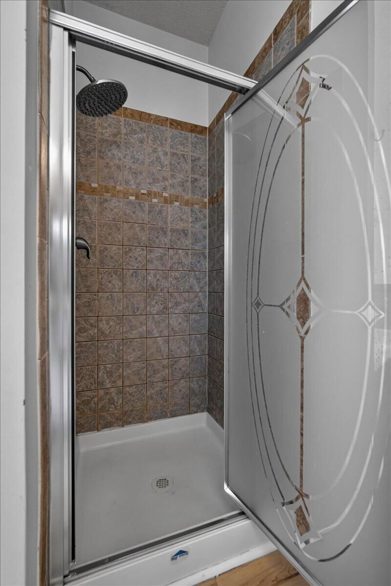 2452 Fulford Court Photo 31