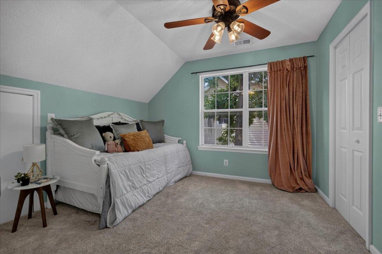 2452 Fulford Court Photo 35