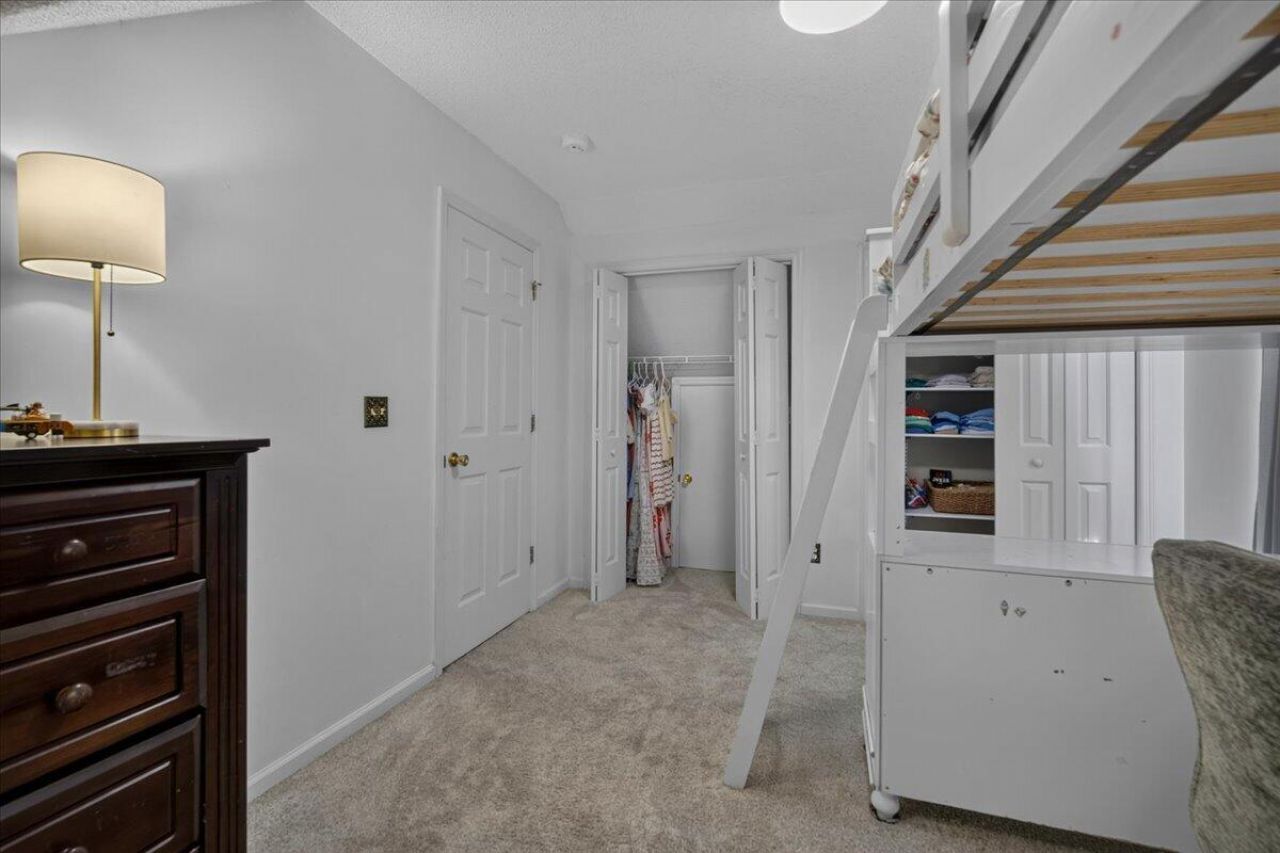 2452 Fulford Court Photo 38