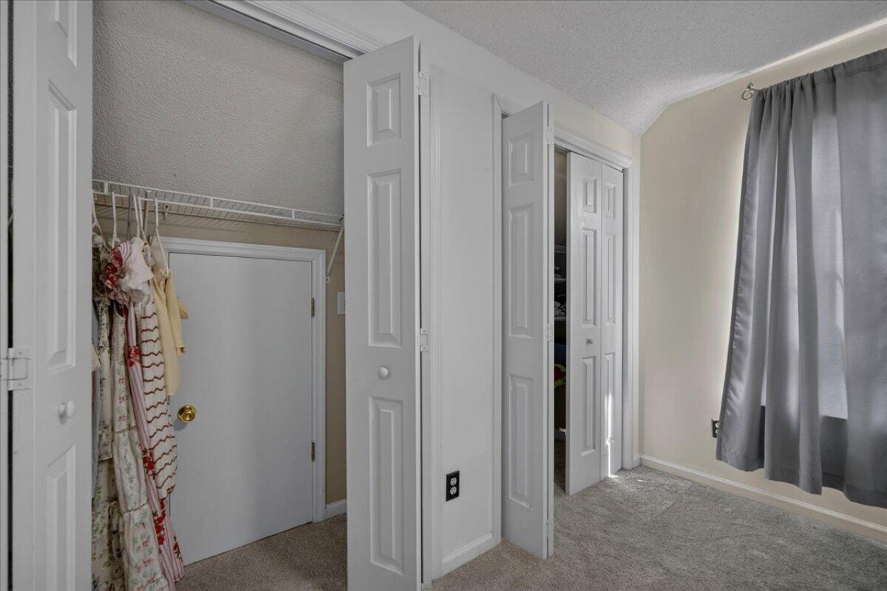 2452 Fulford Court Photo 39