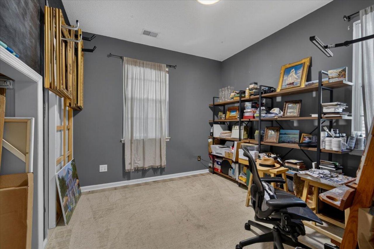 2452 Fulford Court Photo 43