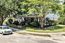 2452 Fulford Court photo 4