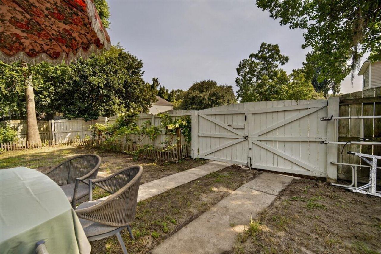 2452 Fulford Court Photo 50