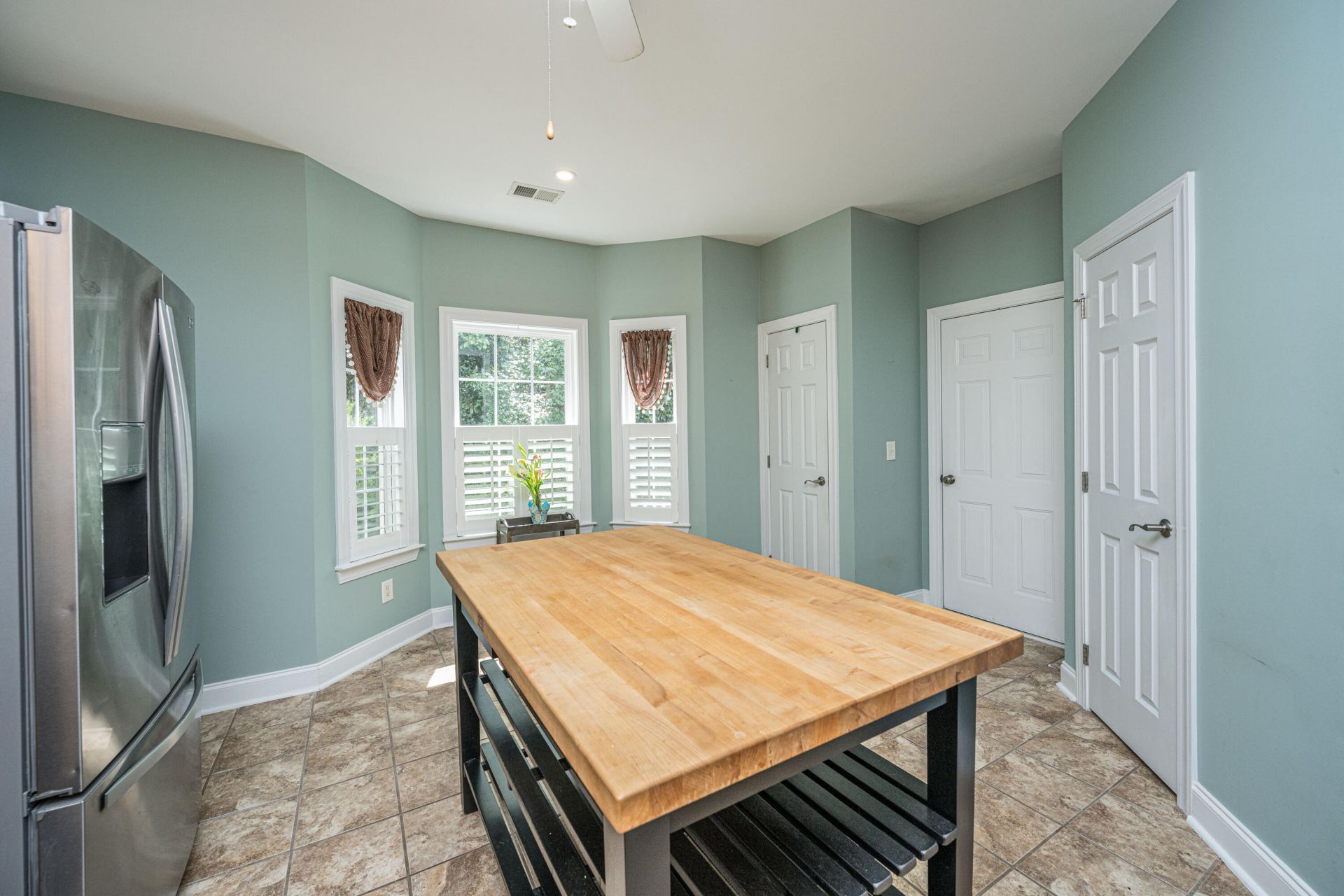 9124 Woodcreek Court Photo 16