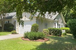 9124 Woodcreek Court photo 4