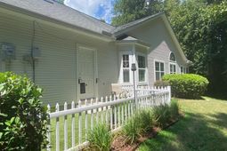 9124 Woodcreek Court photo 4