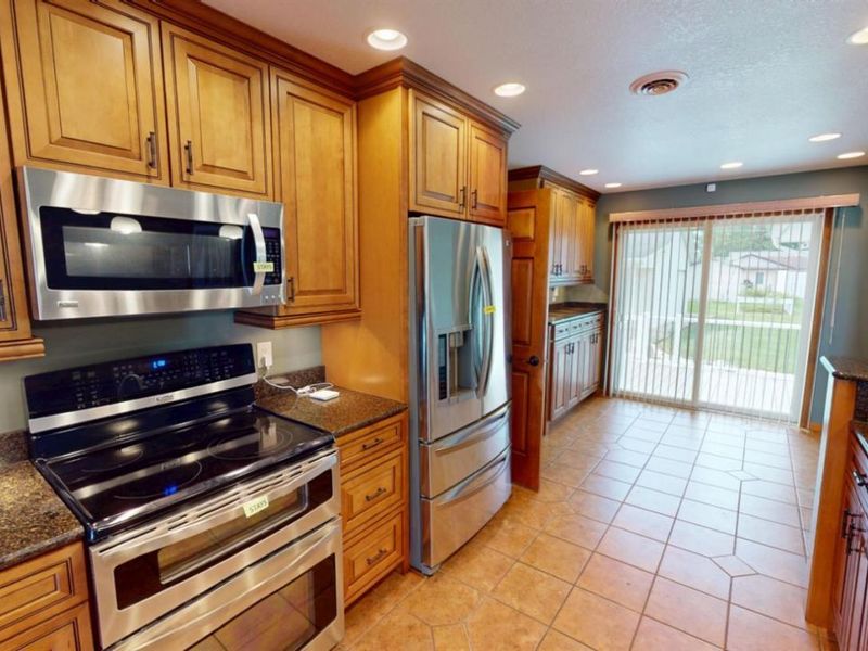 474 County Road 108, Fremont, OH 43420 Photo 12