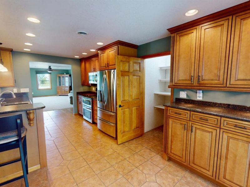 474 County Road 108, Fremont, OH 43420 Photo 17