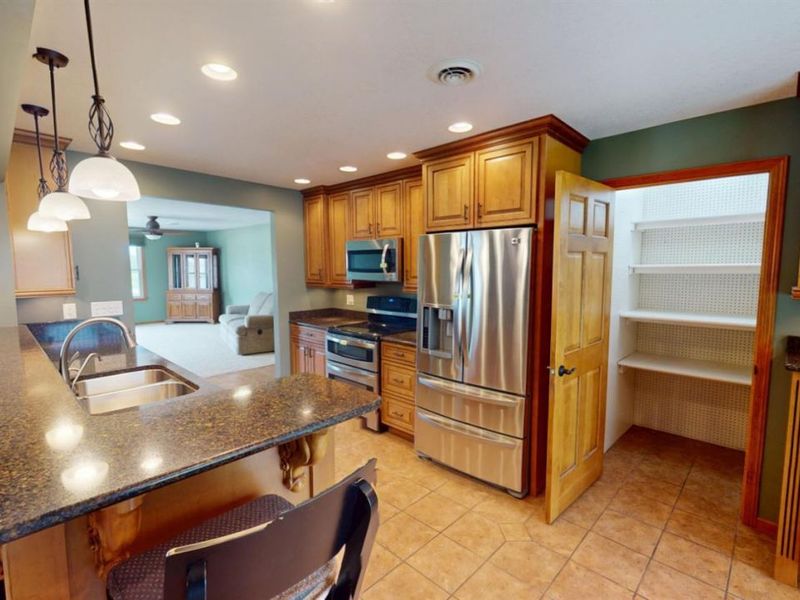 474 County Road 108, Fremont, OH 43420 Photo 18