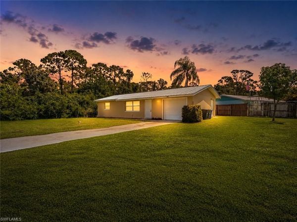 1290 Barrett RD , NORTH FORT MYERS, FL 33903