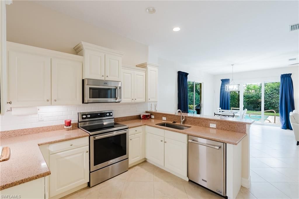 9663 Blue Stone Cir , Fort Myers, FL 33913 Photo