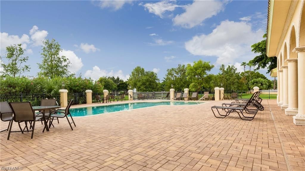 5874 Shell Cove Dr, Cape Coral, FL 33914 Photo