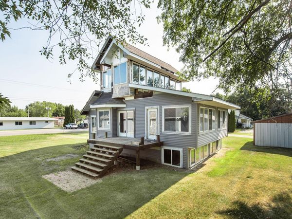 221 E Lake Street, Parkers Prairie, MN 56361