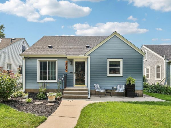 2920 Florida Avenue S, Saint Louis Park, MN 55426