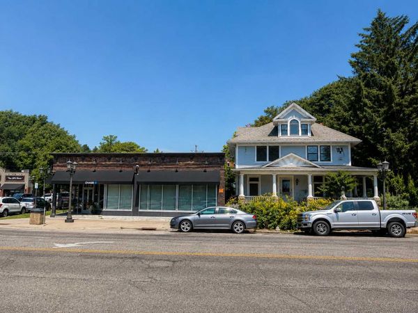 1033 Grand Avenue, Saint Paul, MN 55105
