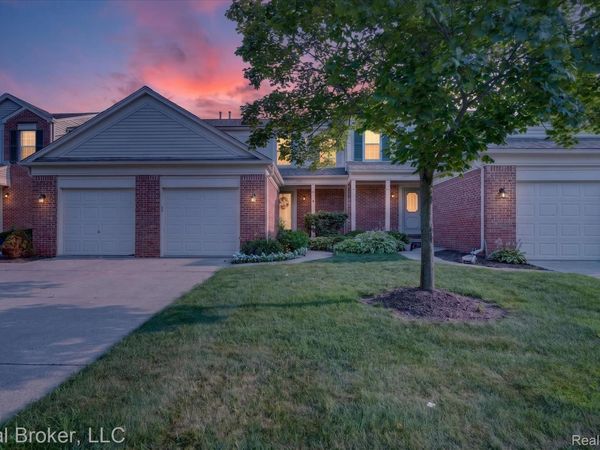 1675 Christopher Drive , Canton Township, Mi 48188