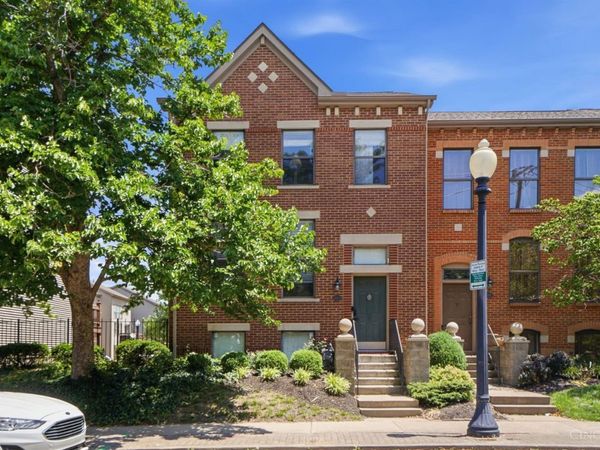 1008 John Street, Cincinnati, OH 45203