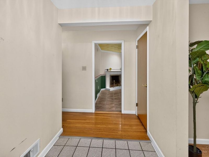2019 Claudia Court, Cincinnati, OH 45230 Photo 7