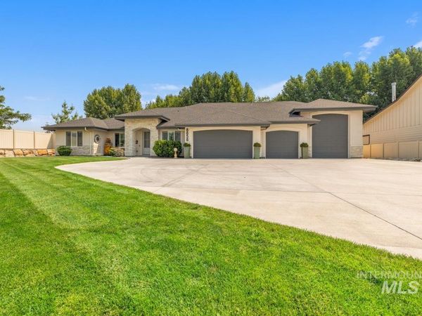 8858 S Fuego, Kuna, ID 83634