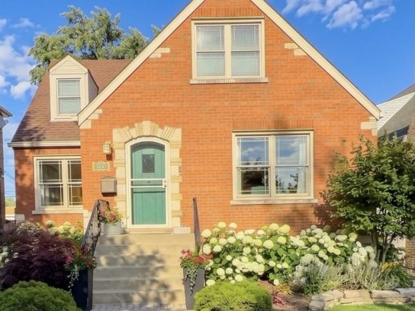 10711 S Artesian Avenue , Chicago, IL 60655