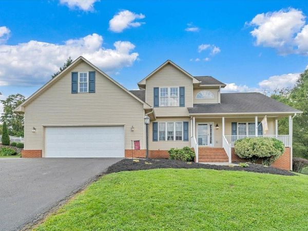 59 Eagle Ridge , Roanoke, VA 24012