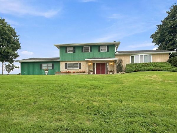 1810 Richmond ROAD, Twin Lakes, WI 53181