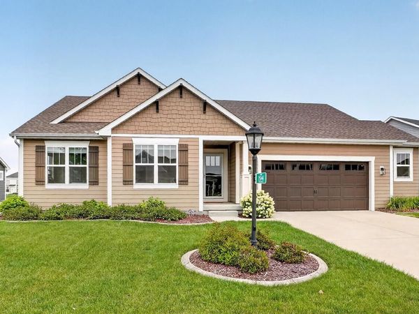 35144 Winnebago DRIVE, Oconomowoc, WI 53066