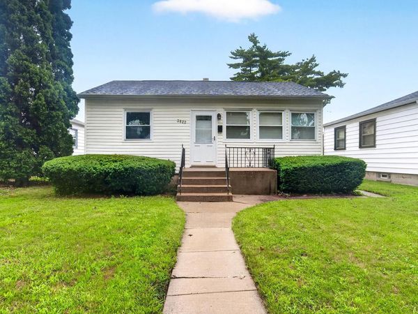 3822 S 19th STREET, Milwaukee, WI 53221