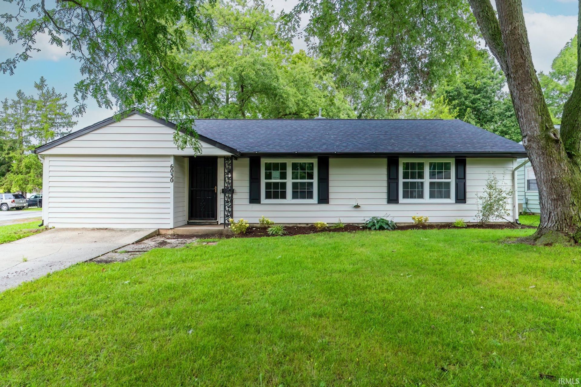 6030 S Calhoun Street, Fort Wayne, IN 46807 Main Photo