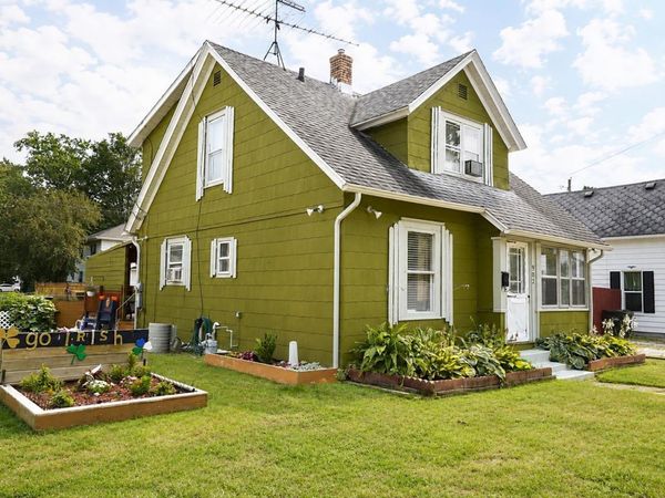 902 Bruce Street, South Bend, IN 46613
