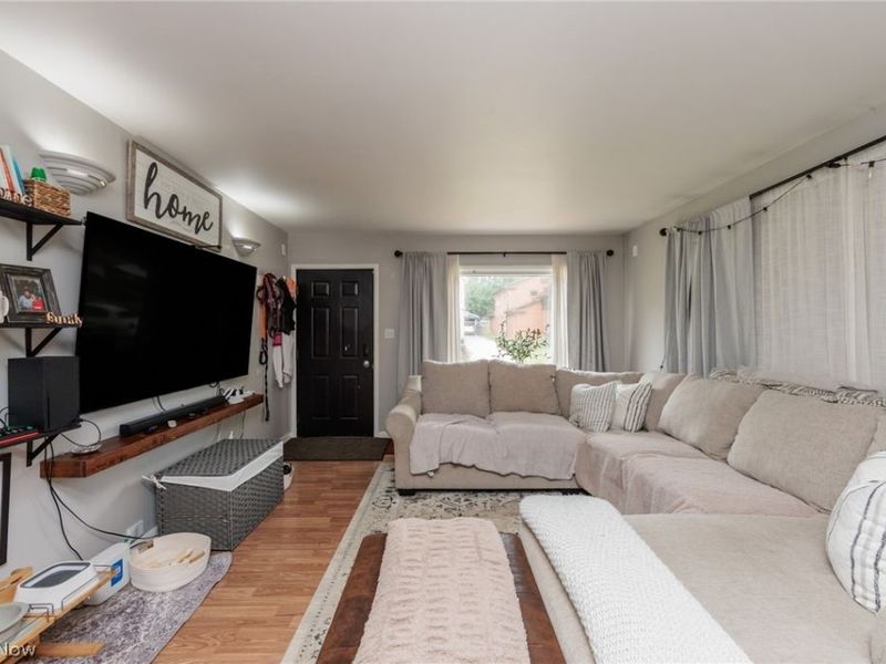 88 E Catawba Avenue, Akron, OH 44301 Photo 11