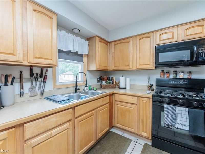 88 E Catawba Avenue, Akron, OH 44301 Photo 23