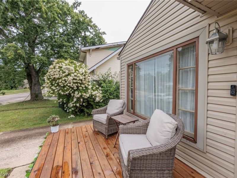 88 E Catawba Avenue, Akron, OH 44301 Photo 3