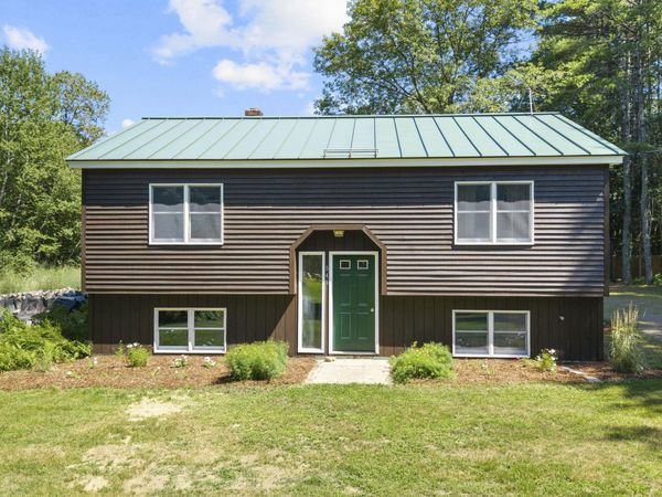 548 Windsor Road , China, ME 04358