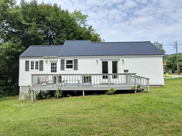 24 Howard Street , Mexico, ME 04257
