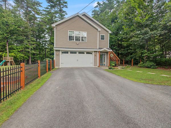 129 Mayberry Road , Gray, ME 04039