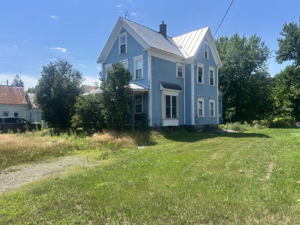 262 Main Street , Bingham, ME 04920