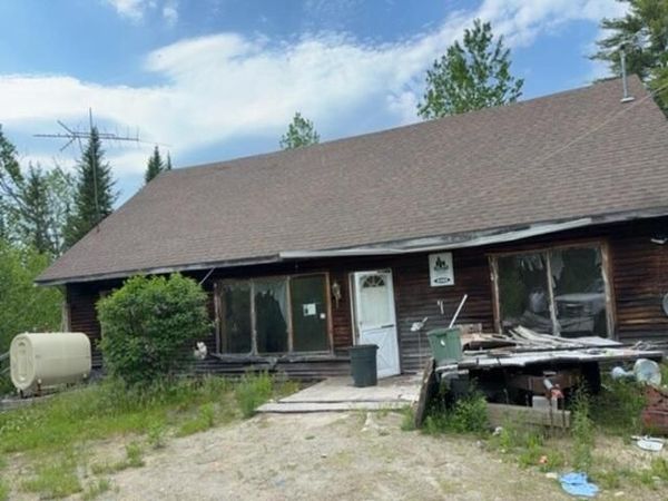 880 SPRINGBRIDGE Road, Greenbush, ME 04418