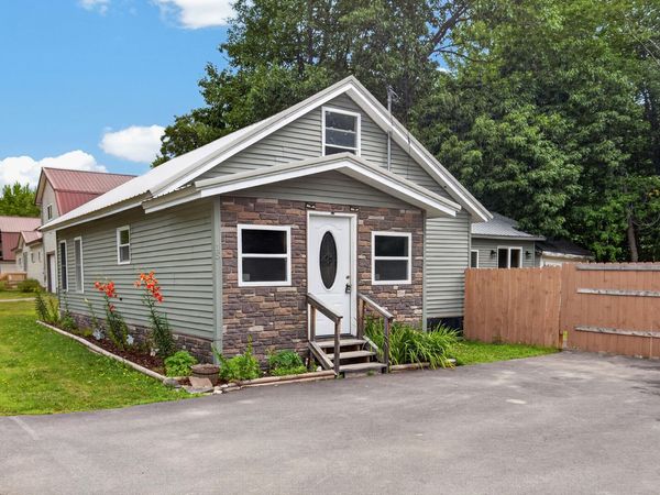 15 Pleasant Street, Howland, ME 04448