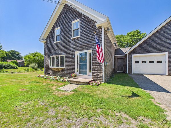 4 Old County Road, Rockland, ME 04841