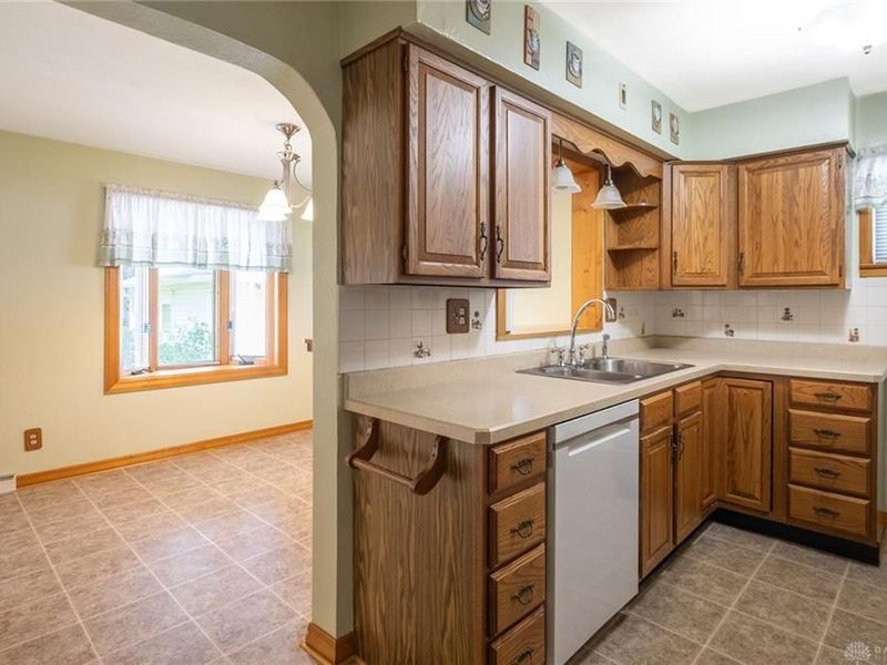 241 Hypathia Avenue, Dayton, OH 45404 Photo 9