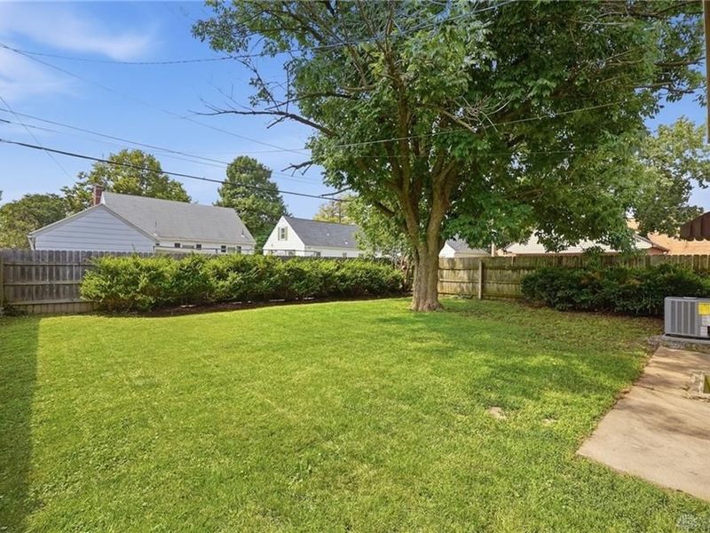 715 Broadmoor Drive, Dayton, OH 45419 Photo 32