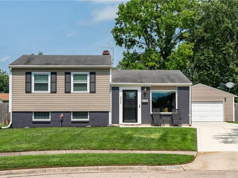 2425 Lorna Court, Dayton, OH 45420 Photo 3