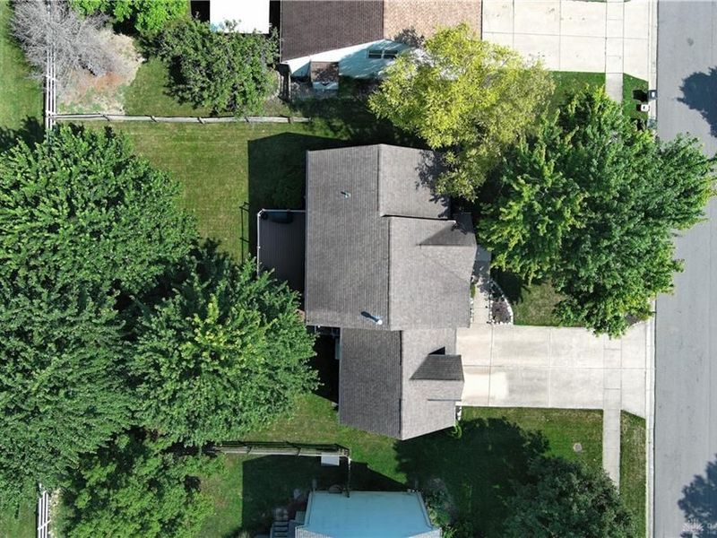 943 Balsam Wood Lane, Lebanon, OH 45036 Photo 2