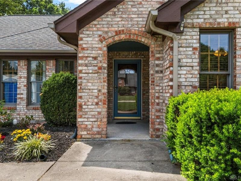 8495 Highmount Drive, Springboro, OH 45066 Photo 3