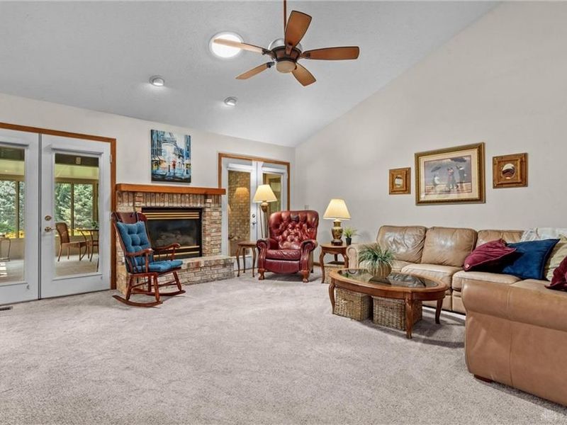 8495 Highmount Drive, Springboro, OH 45066 Photo 5