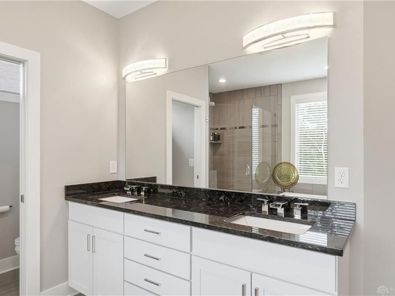 8009 Bennington Drive, West Chester, OH 45241 Photo 30