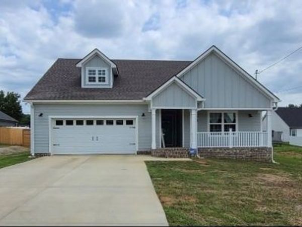 3012 Cambridge Ct , Lewisburg, TN 37091