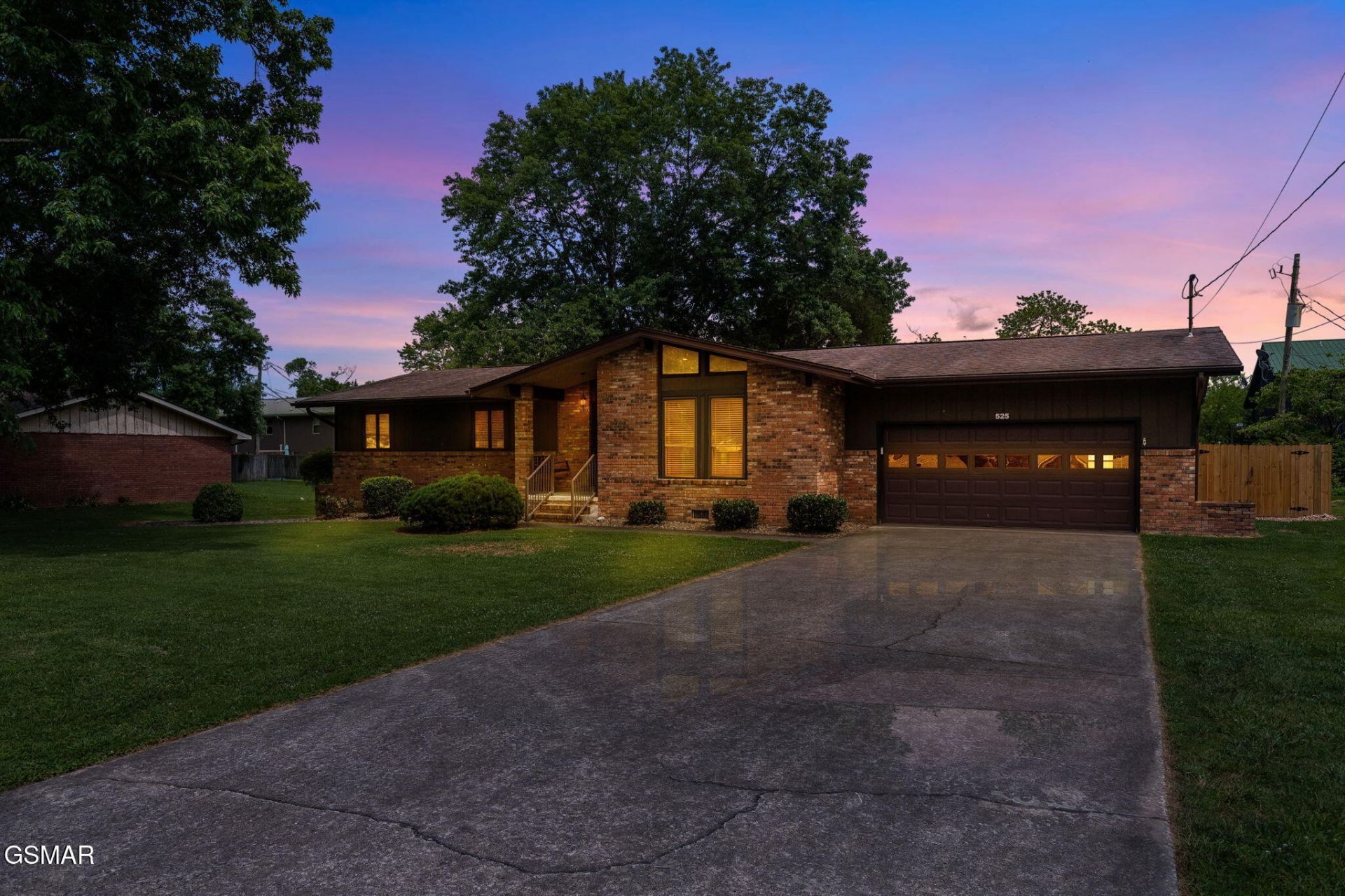 525 S Asbury Drive , Pigeon Forge, TN 37863 Main Photo